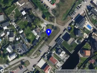 Ambulance met gepaste spoed naar de Molenkade in Vinkeveen