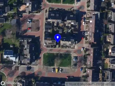 Brandweer met grote spoed naar de Nicolaas Baurstraat in Harlingen vanwege waarnemen gaslucht