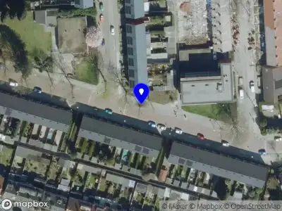 Politie naar de Zeelsterstraat in Eindhoven vanwege ongeval met letsel