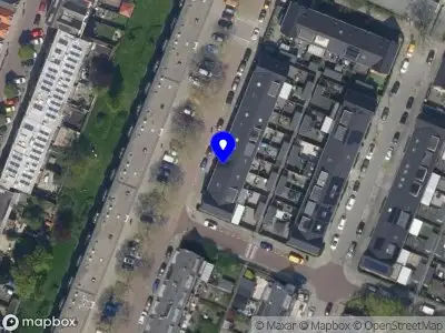Ambulance met grote spoed naar de Verboomstraat in Rotterdam