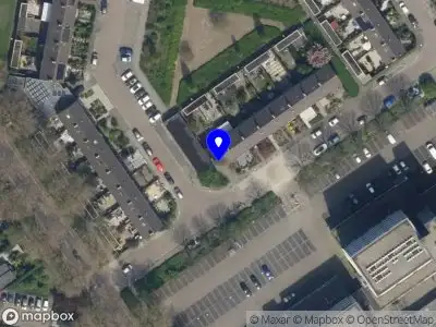 Ambulance met grote spoed naar de Floridaweg in Capelle aan den IJssel