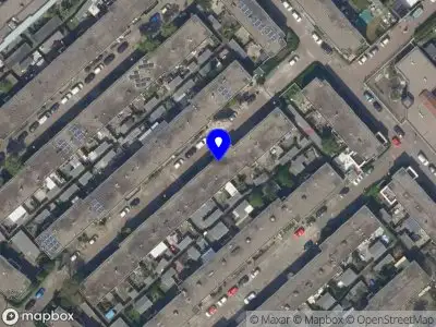 Ambulance met gepaste spoed naar de Geraniumstraat in Rotterdam