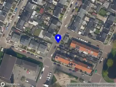 Ambulance met grote spoed naar de Insulindestraat in Vlaardingen