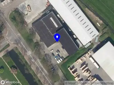 Ambulance met grote spoed naar de Benedenrijweg in Ridderkerk