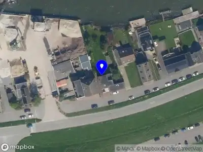 Ambulance met grote spoed naar de Schoonhovenseveer in Groot-Ammers