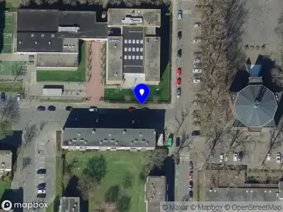 Ambulance met gepaste spoed naar de Beumershoek in Rotterdam