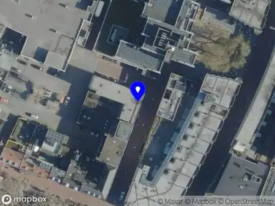 Brandweer met gepaste spoed naar de Nieuwstraat in Nijmegen vanwege afgaan automatisch brandalarm