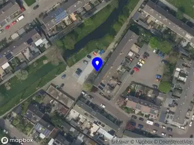 Ambulance met gepaste spoed naar de Hellehoekplein in Zwartewaal