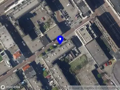 Ambulance met grote spoed naar de Snoekstraat in 's-Gravenhage