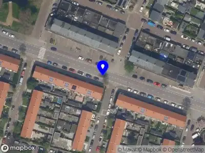 Ambulance met gepaste spoed naar de Molukkenstraat in Vlaardingen