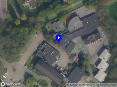 Ambulance met grote spoed naar de Mozartlaan in Rotterdam