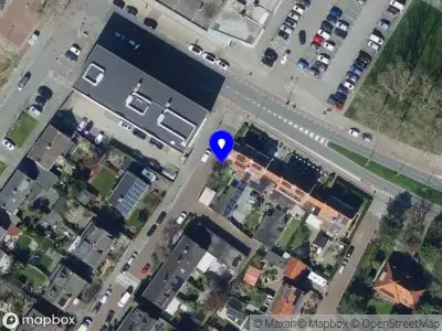 Ambulance met gepaste spoed naar de Oude Wal in Hoogvliet Rotterdam