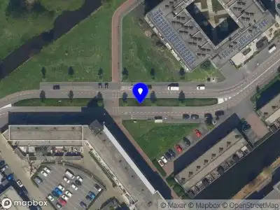 Ambulance met gepaste spoed naar de Ouverturelaan in Krimpen aan den IJssel