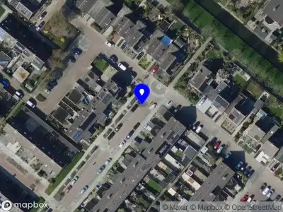 Ambulance met grote spoed naar de Paradijsstraat in Zuidland