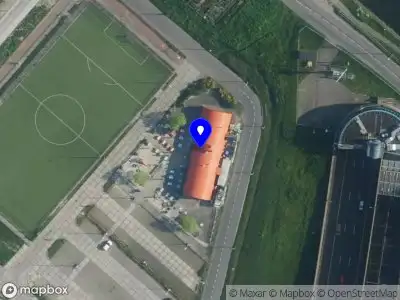 Brandweer met gepaste spoed naar de Marie Baronlaan in Amsterdam vanwege grote brand