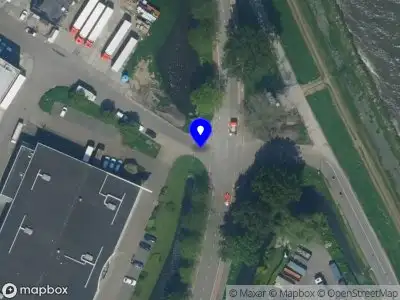 112 melding Brandweer met gepaste spoed naar de Zeedijk in Volendam vanwege een buitenbrand