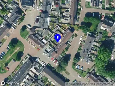 Brandweer met grote spoed naar de Van Haersoltelaan in Barneveld vanwege gebouwbrand