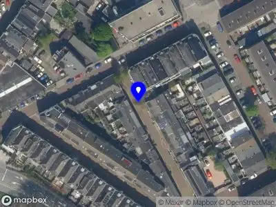 Ambulance met gepaste spoed naar de Piet Heinstraat in Maassluis