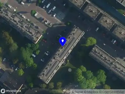 Brandweer met grote spoed naar de Banne Buikslootlaan in Amsterdam vanwege middelgrote brand