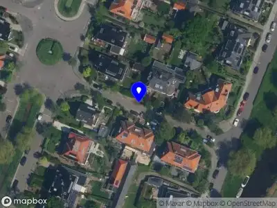 Ambulance met grote spoed naar de Anjelierenlaan in Aerdenhout