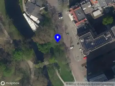 Brandweer met gepaste spoed naar de Bloemfonteinstraat in Rotterdam vanwege wateroverlast