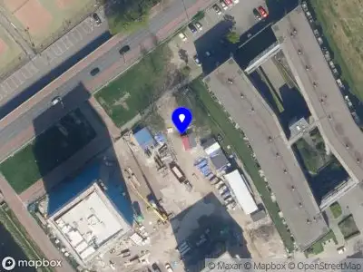 112 melding Brandweer met gepaste spoed naar de Dyxmanstraat in Rotterdam vanwege een liftopsluiting