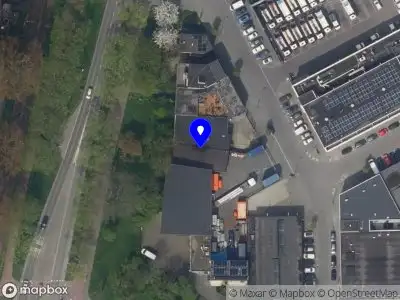 Ambulance met grote spoed naar de Molenvliet in Rotterdam