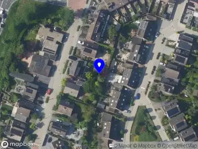 Politie naar de Harlingensingel in Almere vanwege steekincident