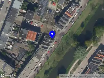 Ambulance met gepaste spoed naar de Boergoensevliet in Rotterdam