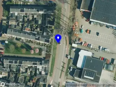 Politie naar de Lambertus Buddestraat in Enschede vanwege aanrijding met letsel