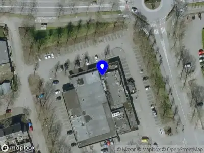 Brandweer met gepaste spoed naar de Malvalaan in Waalre vanwege een liftopsluiting