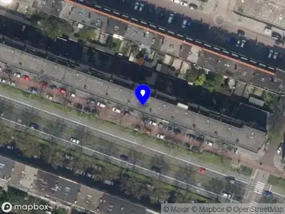 Ambulance met grote spoed naar de Pleinweg in Rotterdam