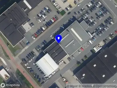 Ambulance met grote spoed naar de Wormerhoek in Capelle aan den IJssel