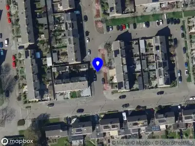 Ambulance met gepaste spoed naar de Nicolaas Beetsstraat in Hellevoetsluis