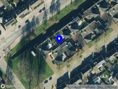 Brandweer met gepaste spoed naar de Valkenlaan in Hoogeveen vanwege een buitenbrand