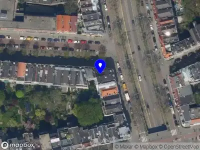 Ambulance met grote spoed naar de Schietbaanlaan in Rotterdam