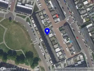 Brandweer met grote spoed naar de Seringstraat in Bergen op Zoom vanwege gebouwbrand