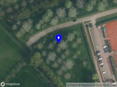 Politie naar de Waijensedijk in Houten vanwege voertuigen te water