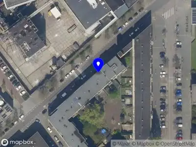 112 melding Ambulance met gepaste spoed naar de Roentgenstraat in Rotterdam