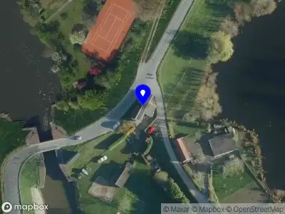 Politie naar de Meerdijk in Asperen vanwege aanrijding met letsel