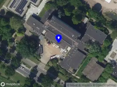 Brandweer met grote spoed naar de Groenezoom in Dordrecht vanwege voertuigen te water