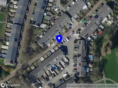 Politie naar de Snoekenveen in Spijkenisse vanwege steekincident