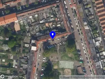 Brandweer met gepaste spoed naar de Prins Hendrikstraat in Vlaardingen