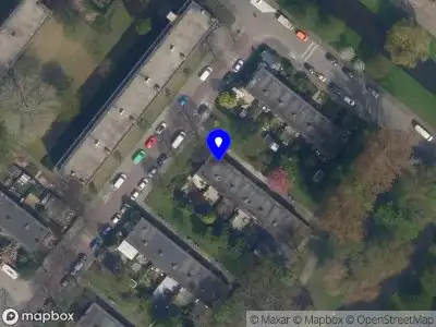 Ambulance met grote spoed naar de Teldersweg in Rotterdam