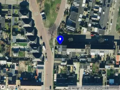 Brandweer met gepaste spoed naar de Den Bestenstraat in Hoogeveen vanwege een buitenbrand