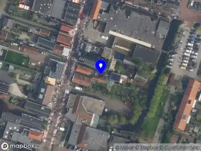 Ambulance met grote spoed naar de Dorpsstraat in Bleiswijk