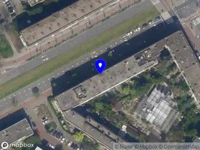 Ambulance met gepaste spoed naar de Stadhoudersweg in Rotterdam