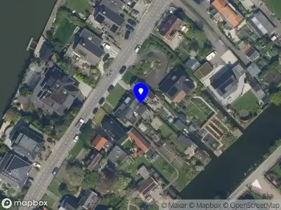 Ambulance met gepaste spoed naar de IJsseldijk in Krimpen aan den IJssel