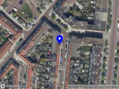 Ambulance met grote spoed naar de Ampèrestraat in Schiedam