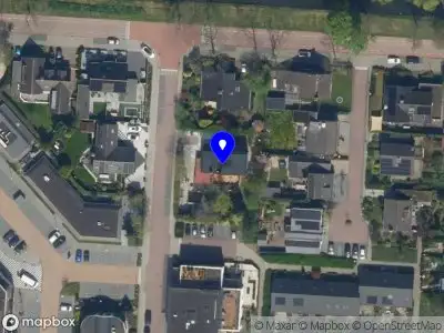 Ambulance met grote spoed naar de Marathon in Krimpen aan den IJssel